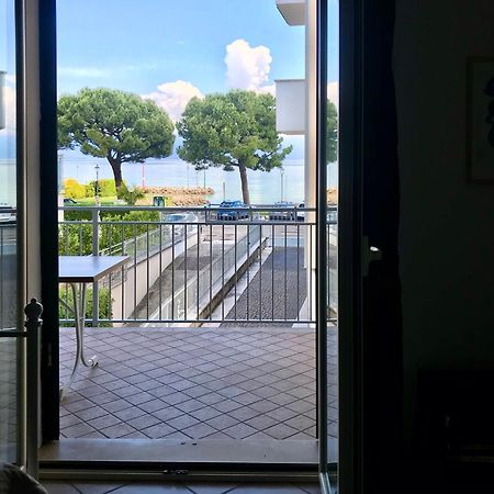 Casa Caterina Lake View Holidays Apartments Πεσκιέρα ντελ Γκάρντα Δωμάτιο φωτογραφία