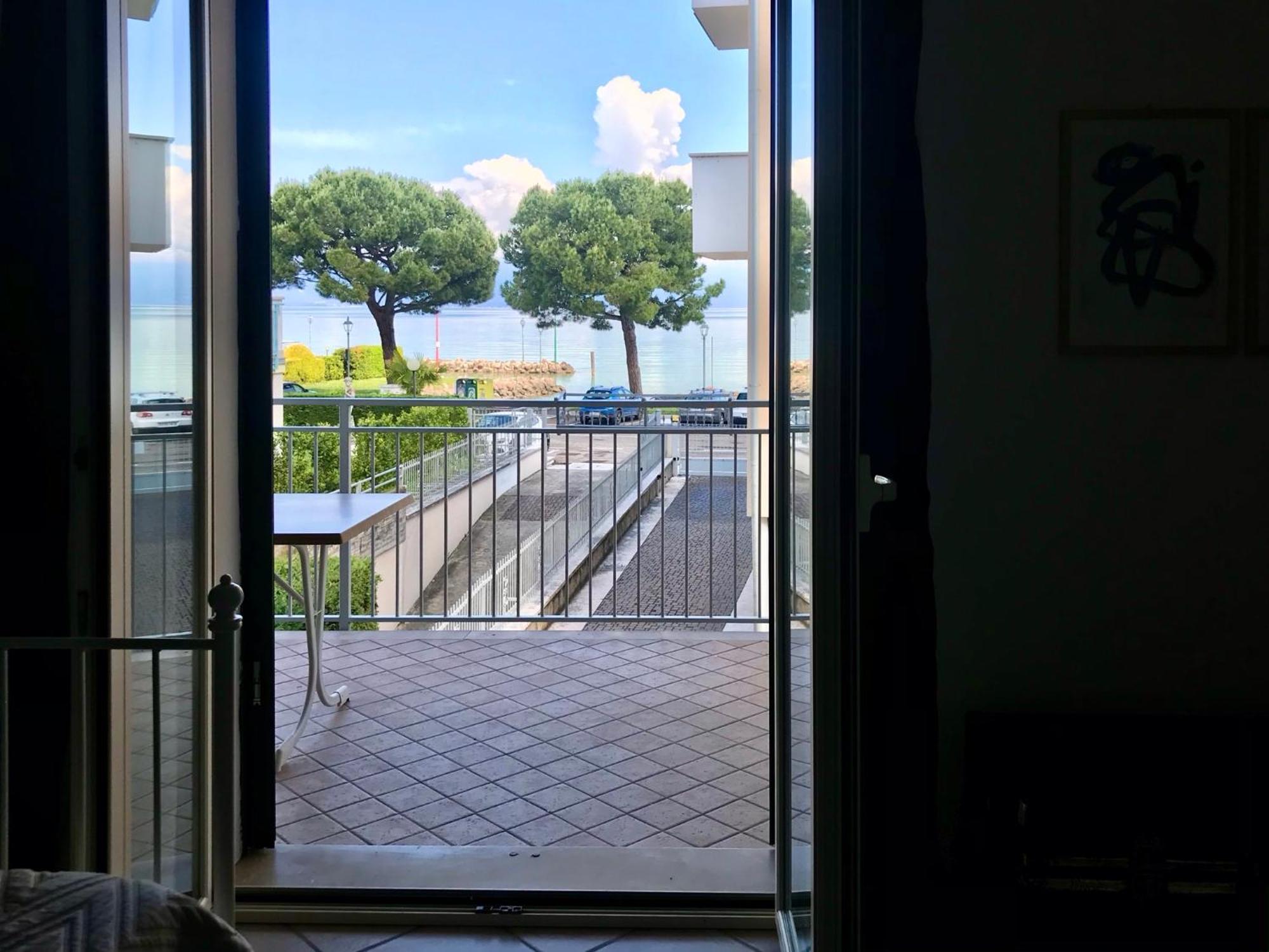 Casa Caterina Lake View Holidays Apartments Πεσκιέρα ντελ Γκάρντα Δωμάτιο φωτογραφία